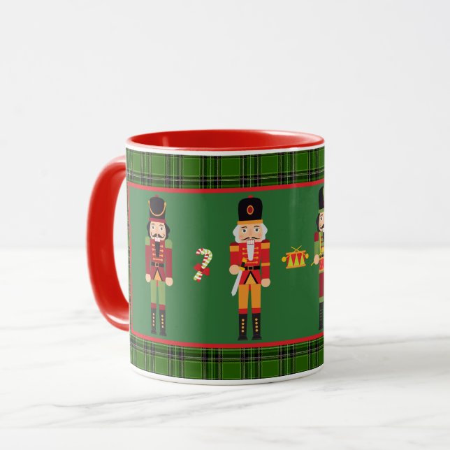 Tasse Casse-Noisettes de Noël (Devant gauche)