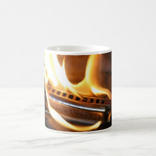 Tasse chaude d'harmonica