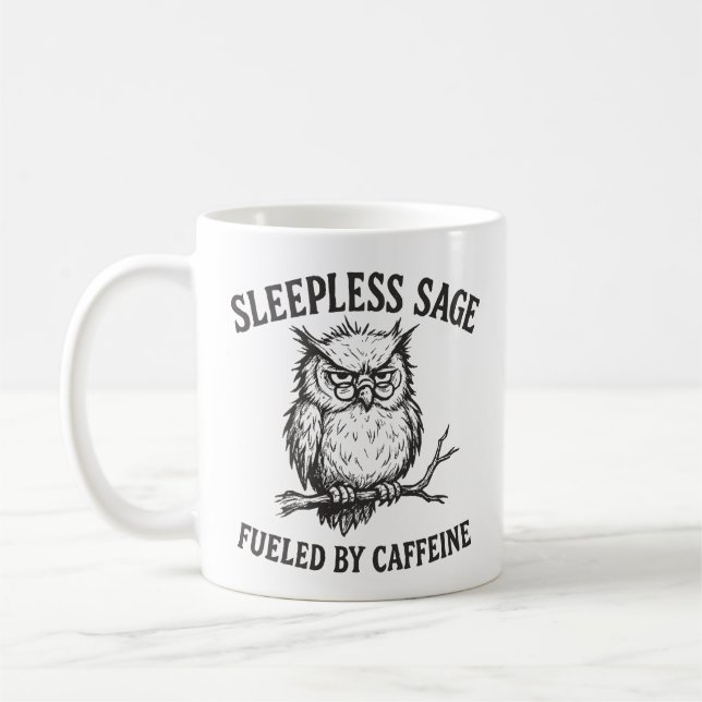 Tasse Chouette Sage Insomniaque Alimentée par la C (Gauche)