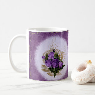 Tasse classique à motif floral violet élégant
