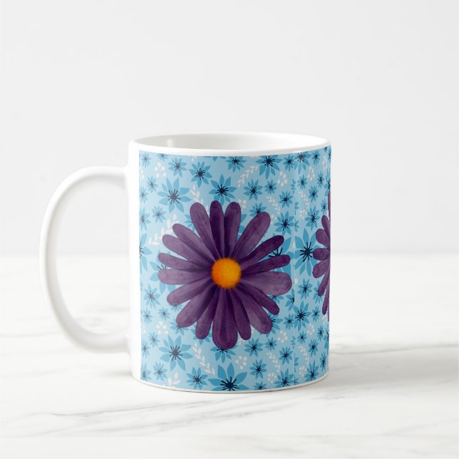 Tasse classique blanche à motif floral de margueri (Gauche)