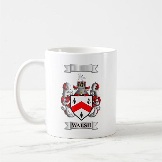 Tasse classique Nom de famille Walsh et blason (Gauche)