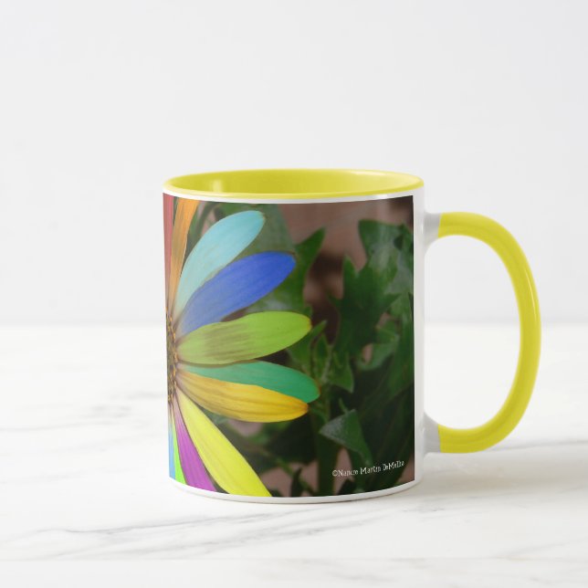 Tasse colorée de Marguerite-Café/thé (Droite)