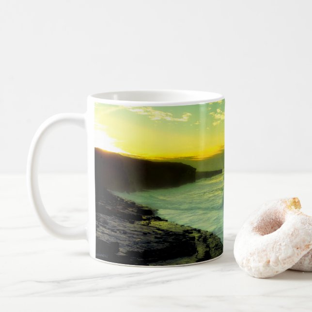 Tasse coucher de soleil de l'île Bell (Avec donut)