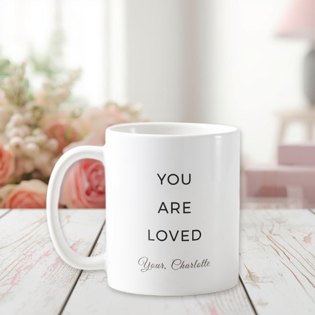 Tasse d'affirmation minimaliste Tu Es Aimé (Créateur téléchargé)