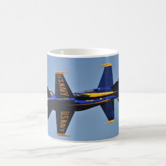 Tasse d'anges bleus