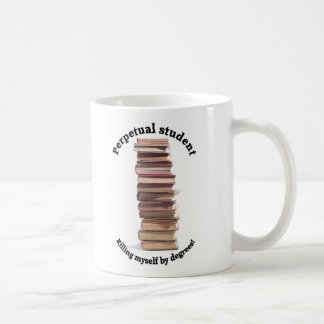 tasse de base d'étudiant perpétuel