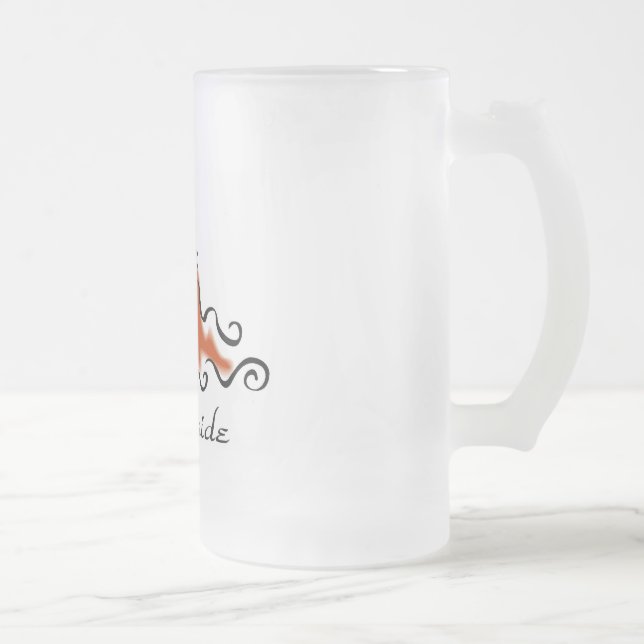 Tasse de bière de jeunes mariées (Droit)