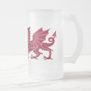 Tasse de bière en verre de dragon médiéval roug