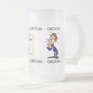 Tasse de bière en verre du marié