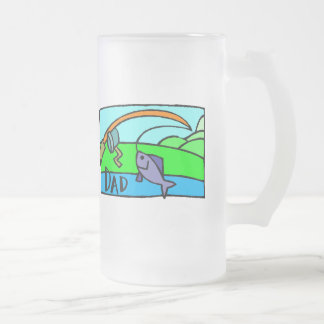 Tasse de bière givrée par fête des pères de pêche