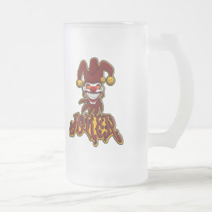 Tasse de bière givrée par joker