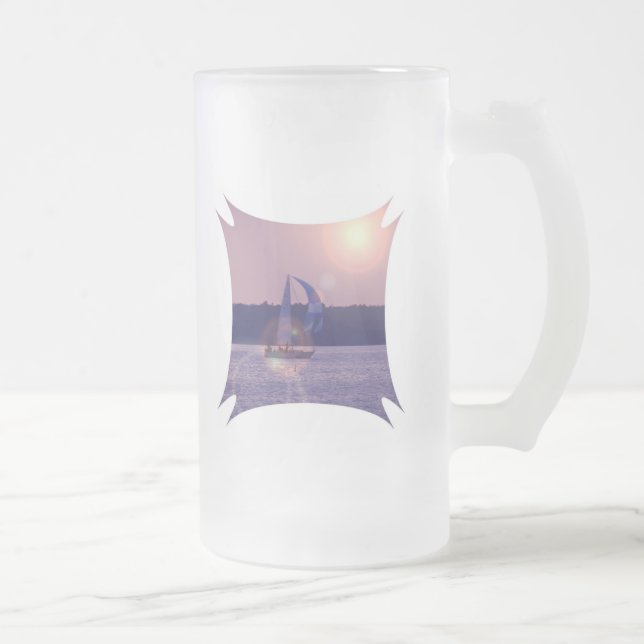 Tasse de bière givrée par voilier de spinnaker (Droit)