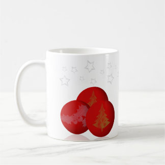 Tasse de boules et d'étoiles de Noël