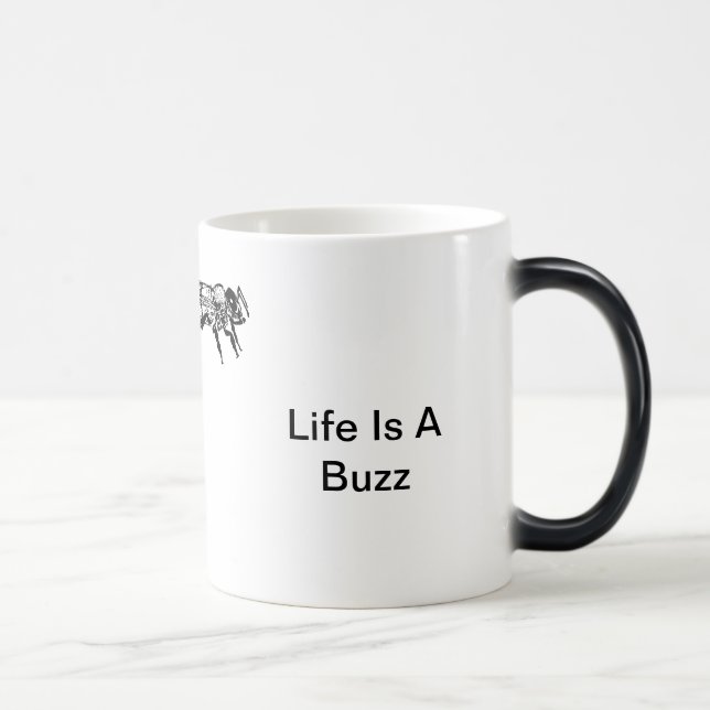 Tasse de bourdonnement (Droite)