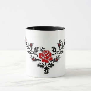 Tasse de broderie de rose rouge de Vyshyvanka