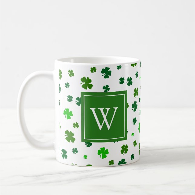 Tasse de café à monogramme initiale Shamrock irlan (Gauche)