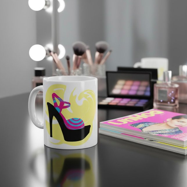 Tasse de café à talons hauts mode fantaisie (Créateur téléchargé)