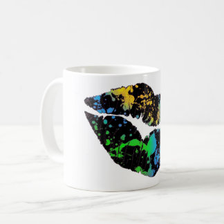 Tasse de café au néon de lèvres de peinture