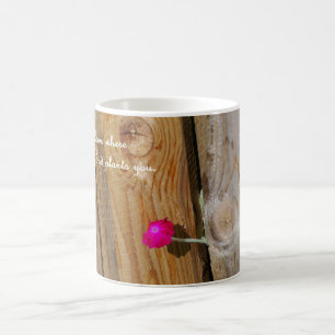 tasse de café avec la fleur où Dieu vous plante