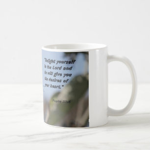 tasse de café avec… le plaisir vous-même dans