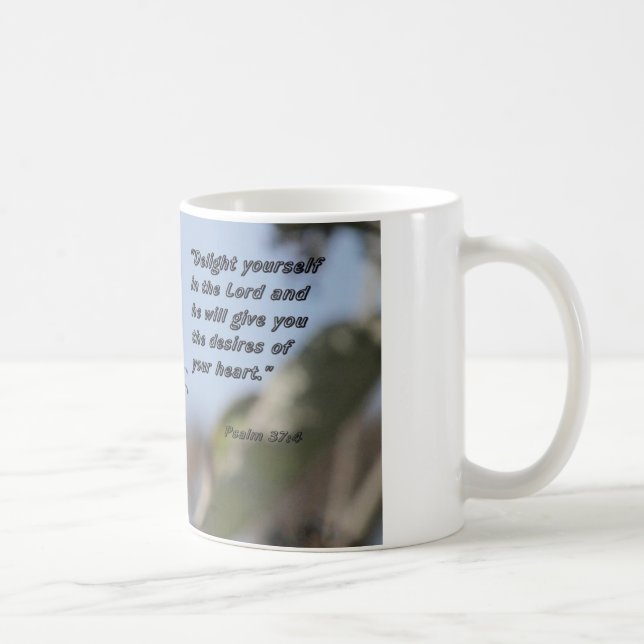tasse de café avec… le plaisir vous-même dans le (Droite)