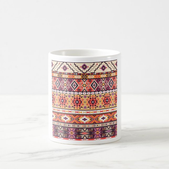 Tasse de café avec œuvre d'art aztèque tribale (Créateur téléchargé)