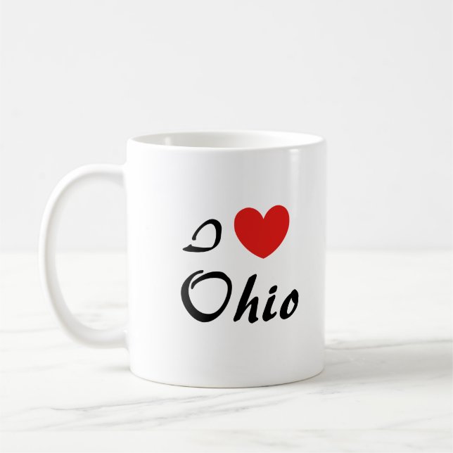 Tasse de café avec typographie de cœur « J'aime Oh (Gauche)