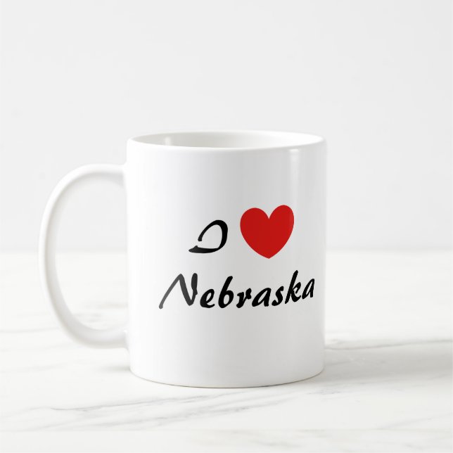 Tasse de café avec typographie "J'aime Nebraska" e (Gauche)