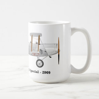 Tasse de café avec un biplan là-dessus