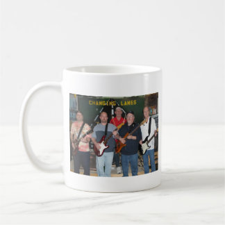 Tasse de café changeante de ruelles