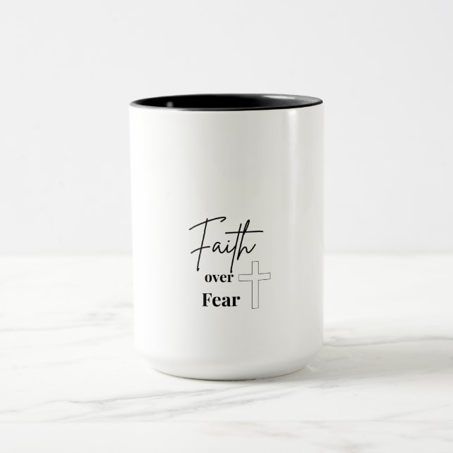 Tasse de café chrétienne Faith Over Fear (Centre)