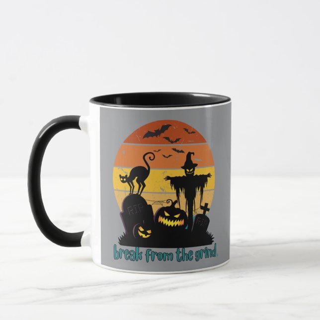 Tasse de café crépusculaire effrayante (Gauche)