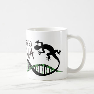 Tasse de café d'ADN de lézard