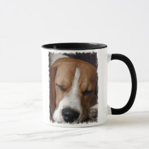 Tasse de café de beagle de sommeil