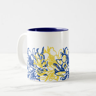 Tasse de café de cierge de floraison de nuit