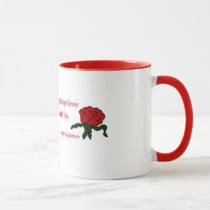 Tasse de café de citation de rose rouge