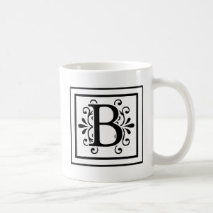 Tasse de café de monogramme de la lettre B