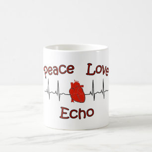 Tasse de café d'écho d'amour de paix