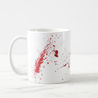Tasse de café d'éclaboussure de sang
