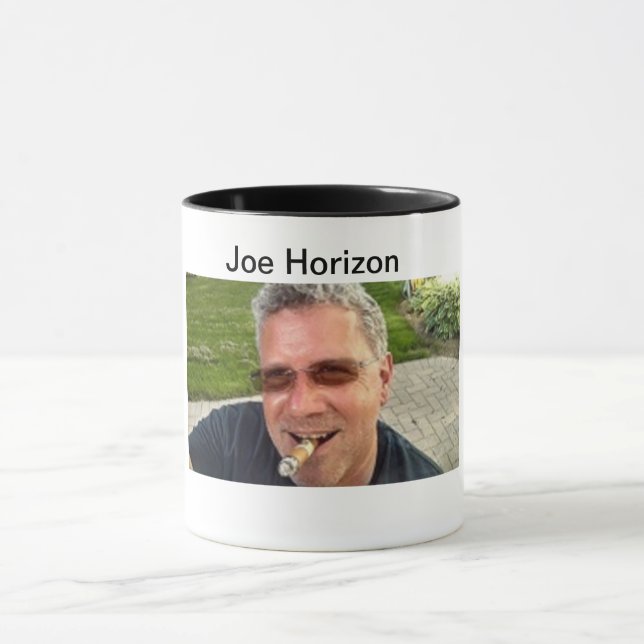 Tasse de café d'horizon de Joe (Centre)