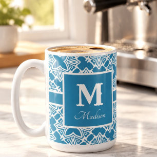 Tasse de café élégante avec monogramme et motif