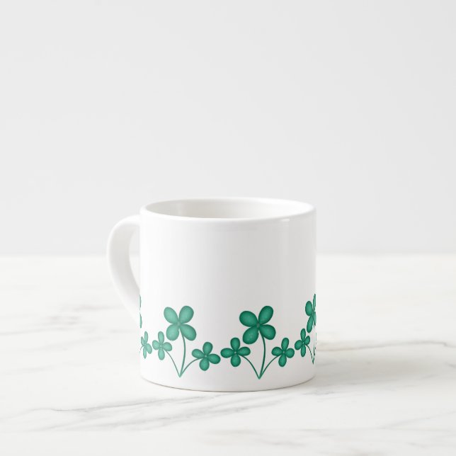 Tasse de café express de shamrocks (Devant gauche)