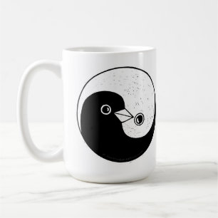Tasse de café grande avec des colombes de Yin Yang