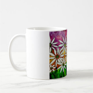Tasse de café heureuse de fleur
