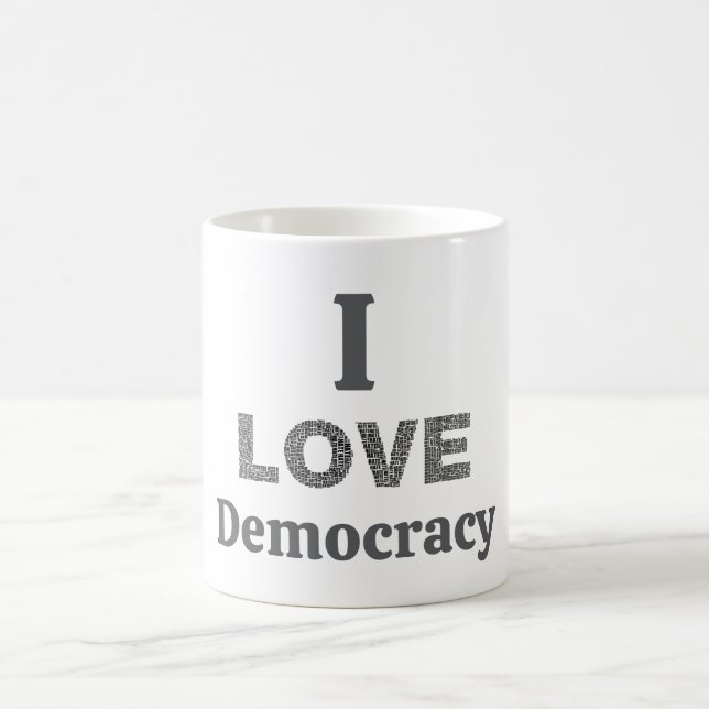Tasse de café J'aime la démocratie (Centre)