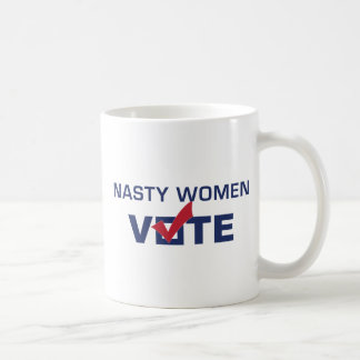 Tasse de café méchante de vote de femmes