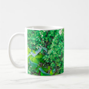 Tasse de café Nouvel An 2026 avec design de forêt