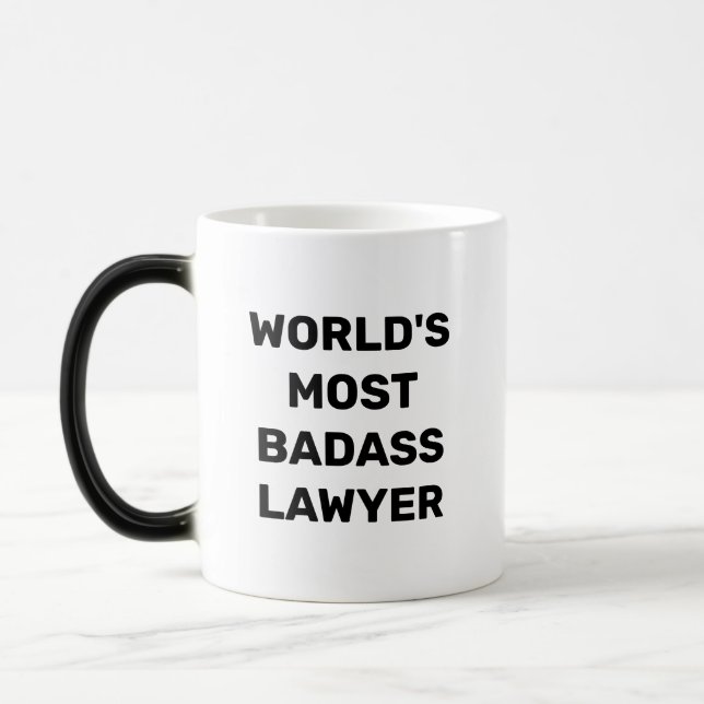 Tasse de café pour l'avocat le plus badass du mond (Gauche)