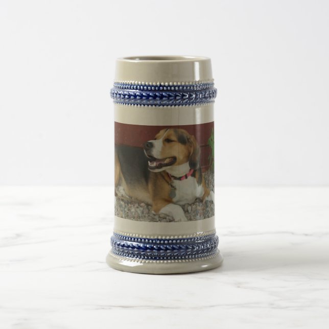 Tasse de café riante de Stein de bière de beagle (Centre)